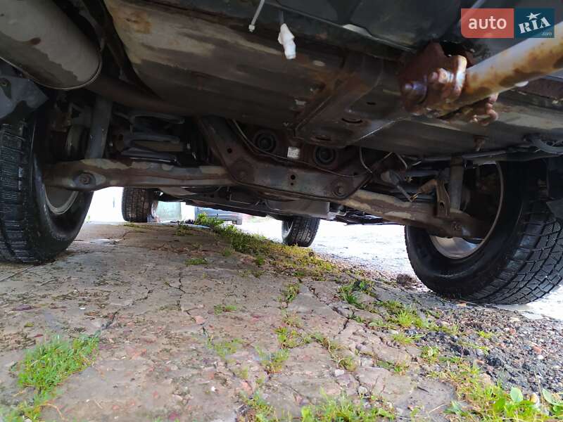 Внедорожник / Кроссовер Mitsubishi Pajero Wagon 2004 в Вышгороде