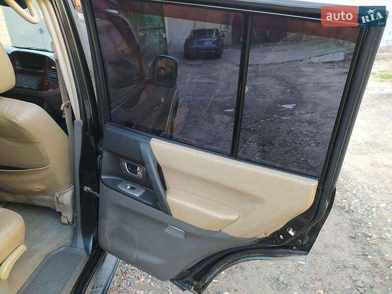 Внедорожник / Кроссовер Mitsubishi Pajero Wagon 2004 в Вышгороде