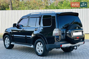 Внедорожник / Кроссовер Mitsubishi Pajero Wagon 2008 в 