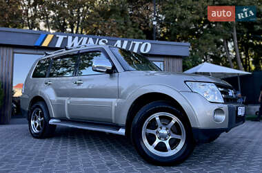 Внедорожник / Кроссовер Mitsubishi Pajero Wagon 2008 в 