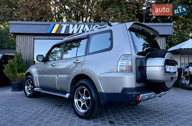 Внедорожник / Кроссовер Mitsubishi Pajero Wagon 2008 в 