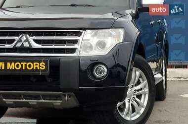 Внедорожник / Кроссовер Mitsubishi Pajero Wagon 2008 в 