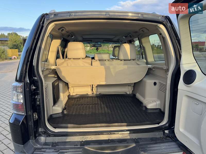 Внедорожник / Кроссовер Mitsubishi Pajero Wagon 2007 в Сарнах