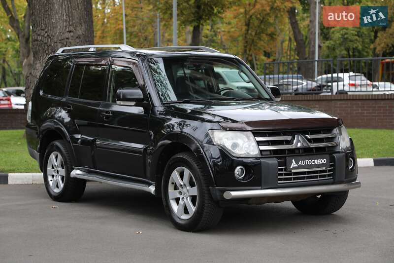 Внедорожник / Кроссовер Mitsubishi Pajero Wagon 2008 в Харькове
