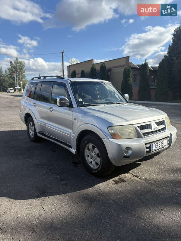 Внедорожник / Кроссовер Mitsubishi Pajero Wagon 2004 в Славянске