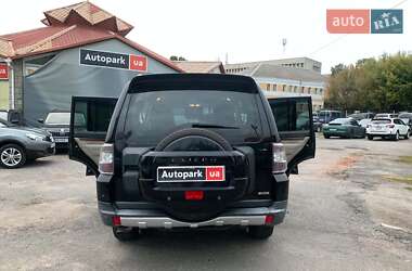 Внедорожник / Кроссовер Mitsubishi Pajero Wagon 2008 в 
