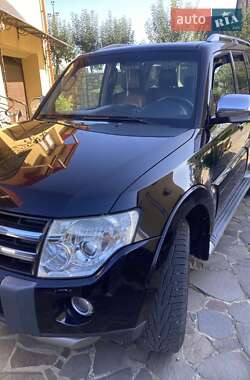 Внедорожник / Кроссовер Mitsubishi Pajero Wagon 2008 в 