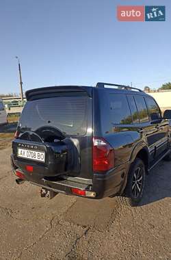 Внедорожник / Кроссовер Mitsubishi Pajero Wagon 2006 в 