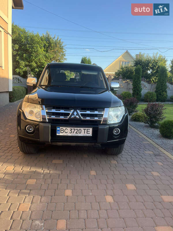 Mitsubishi Pajero Wagon 2008