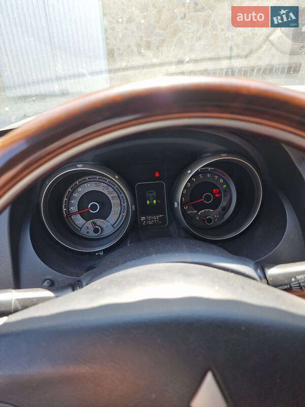 Внедорожник / Кроссовер Mitsubishi Pajero Wagon 2010 в Харькове