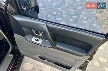 Внедорожник / Кроссовер Mitsubishi Pajero Wagon 2005 в 