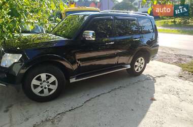 Внедорожник / Кроссовер Mitsubishi Pajero Wagon 2008 в 