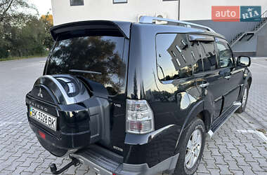 Внедорожник / Кроссовер Mitsubishi Pajero Wagon 2007 в 
