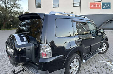 Внедорожник / Кроссовер Mitsubishi Pajero Wagon 2007 в 