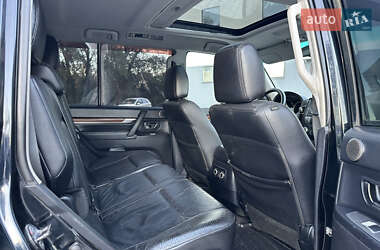 Внедорожник / Кроссовер Mitsubishi Pajero Wagon 2007 в 