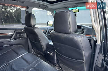 Внедорожник / Кроссовер Mitsubishi Pajero Wagon 2007 в 