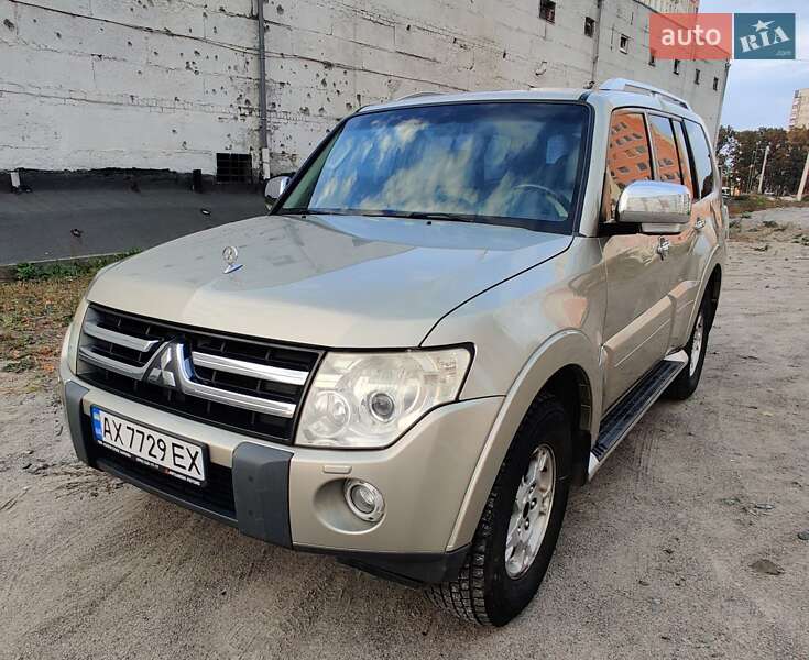 Внедорожник / Кроссовер Mitsubishi Pajero Wagon 2008 в Харькове