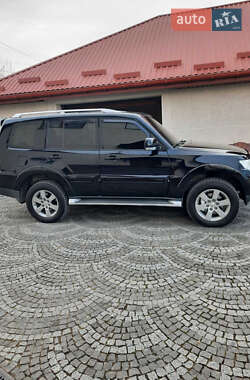 Позашляховик / Кросовер Mitsubishi Pajero Wagon 2008 в Львові