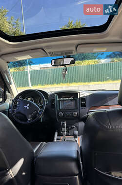 Внедорожник / Кроссовер Mitsubishi Pajero Wagon 2008 в 