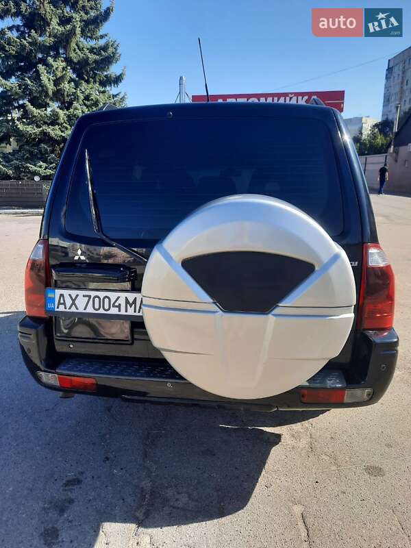 Позашляховик / Кросовер Mitsubishi Pajero Wagon 2006 в Харкові