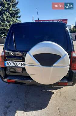 Внедорожник / Кроссовер Mitsubishi Pajero Wagon 2006 в 