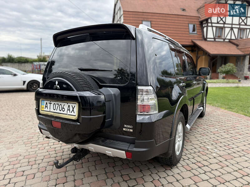 Внедорожник / Кроссовер Mitsubishi Pajero Wagon 2008 в Калуше