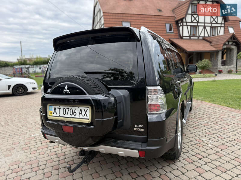Внедорожник / Кроссовер Mitsubishi Pajero Wagon 2008 в Калуше