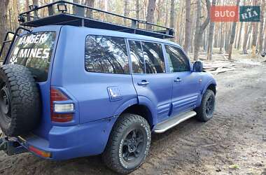 Позашляховик / Кросовер Mitsubishi Pajero Wagon 2001 в 