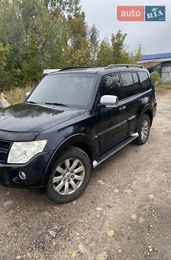 Mitsubishi Pajero Wagon 2010
