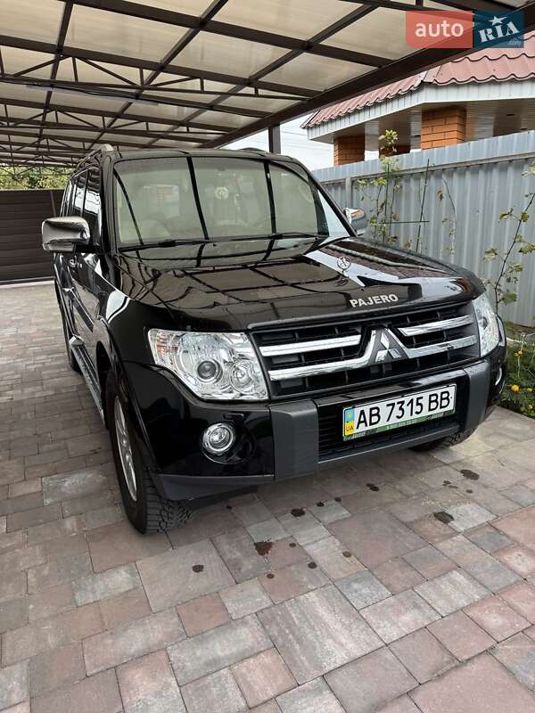 Внедорожник / Кроссовер Mitsubishi Pajero Wagon 2008 в 