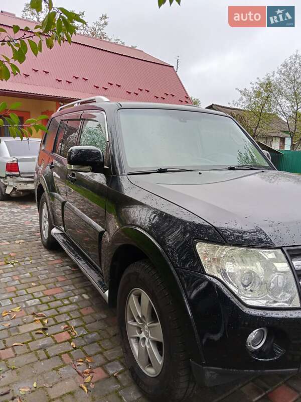 Внедорожник / Кроссовер Mitsubishi Pajero Wagon 2008 в Коломые