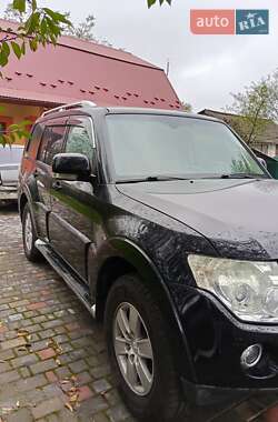 Внедорожник / Кроссовер Mitsubishi Pajero Wagon 2008 в 