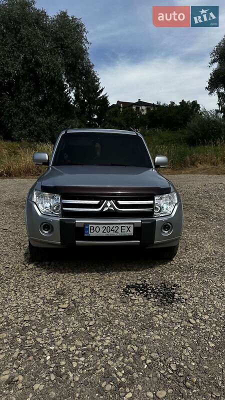 Позашляховик / Кросовер Mitsubishi Pajero Wagon 2011 в Тернополі фото 10 Позашляховик / Кросовер Mitsubishi Pajero Wagon 2011 в Тернополі