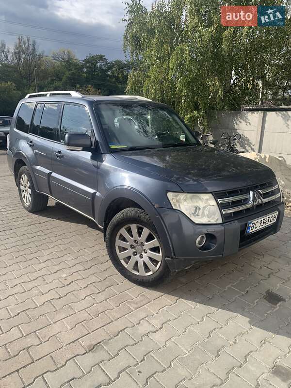 Позашляховик / Кросовер Mitsubishi Pajero Wagon 2007 в Львові