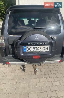 Внедорожник / Кроссовер Mitsubishi Pajero Wagon 2007 в 