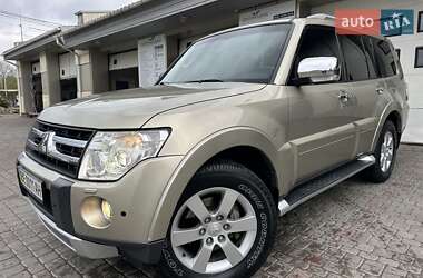 Внедорожник / Кроссовер Mitsubishi Pajero Wagon 2007 в 