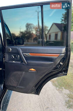 Внедорожник / Кроссовер Mitsubishi Pajero Wagon 2008 в 