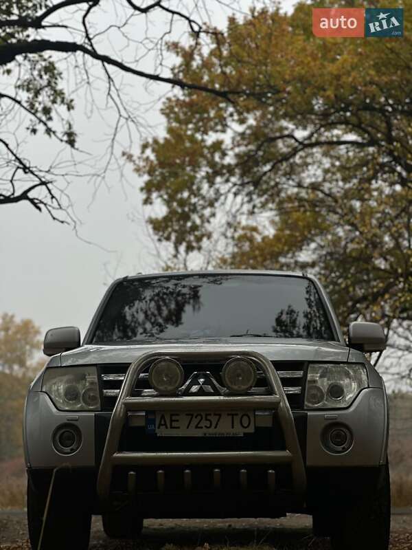 Позашляховик / Кросовер Mitsubishi Pajero Wagon 2007 в Павлограді