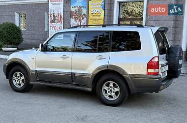 Позашляховик / Кросовер Mitsubishi Pajero Wagon 2003 в 