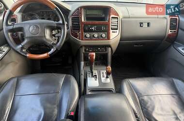 Позашляховик / Кросовер Mitsubishi Pajero Wagon 2003 в 