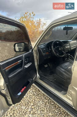 Внедорожник / Кроссовер Mitsubishi Pajero Wagon 2008 в 