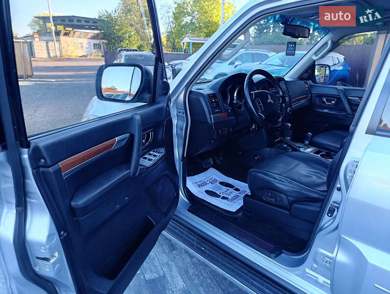 Позашляховик / Кросовер Mitsubishi Pajero Wagon 2008 в Кропивницькому