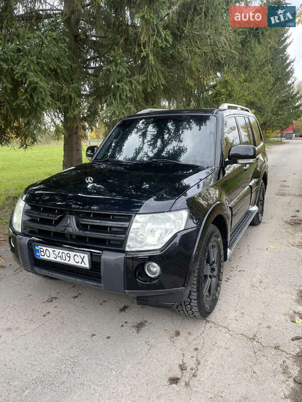 Внедорожник / Кроссовер Mitsubishi Pajero Wagon 2008 в Тернополе