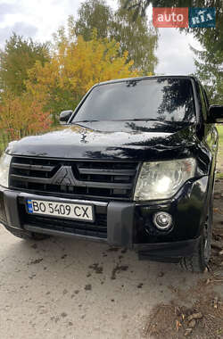 Внедорожник / Кроссовер Mitsubishi Pajero Wagon 2008 в 