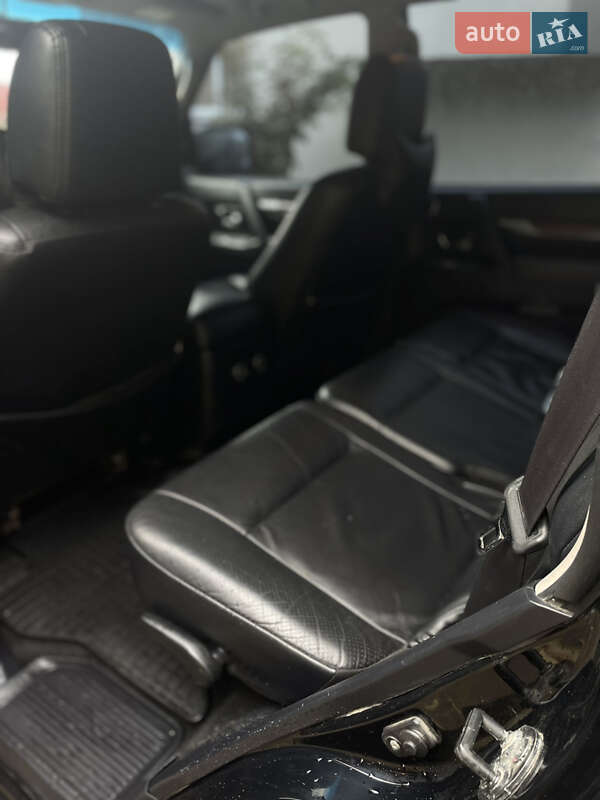Внедорожник / Кроссовер Mitsubishi Pajero Wagon 2008 в Тернополе
