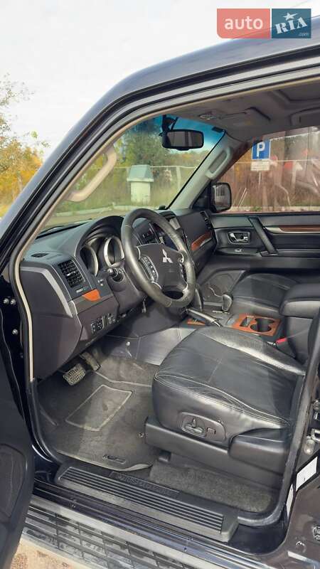 Позашляховик / Кросовер Mitsubishi Pajero Wagon 2007 в Житомирі