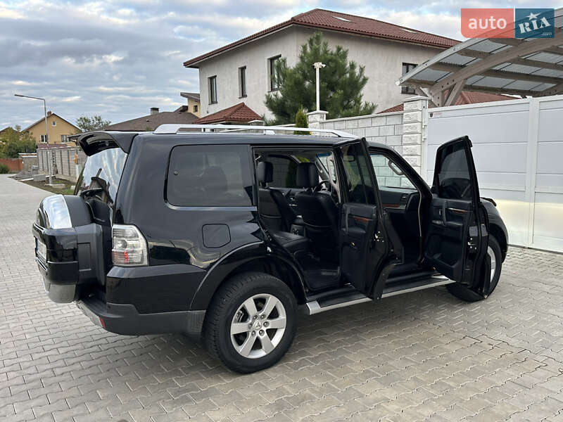 Позашляховик / Кросовер Mitsubishi Pajero Wagon 2007 в Одесі