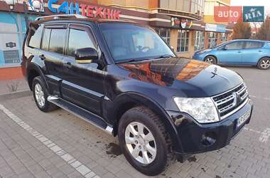 Позашляховик / Кросовер Mitsubishi Pajero Wagon 2010 в  фото 15 Позашляховик / Кросовер Mitsubishi Pajero Wagon 2010 в
