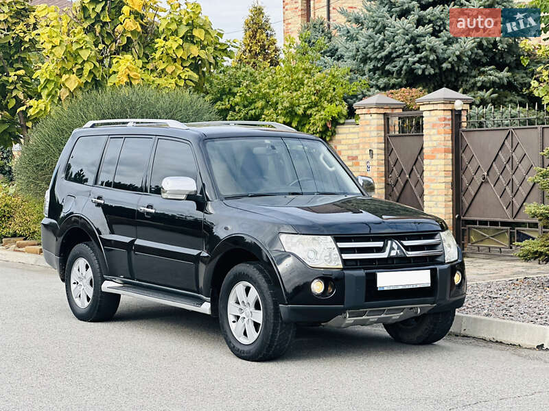 Позашляховик / Кросовер Mitsubishi Pajero Wagon 2007 в Дніпрі фото Позашляховик / Кросовер Mitsubishi Pajero Wagon 2007 в Дніпрі