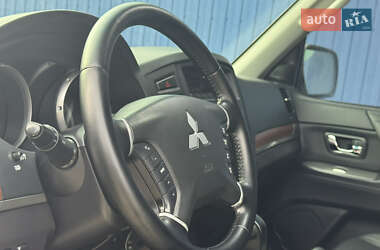 Внедорожник / Кроссовер Mitsubishi Pajero Wagon 2008 в 